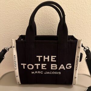 LIKE NEW Marc Jacobs Jacquard Small Tote